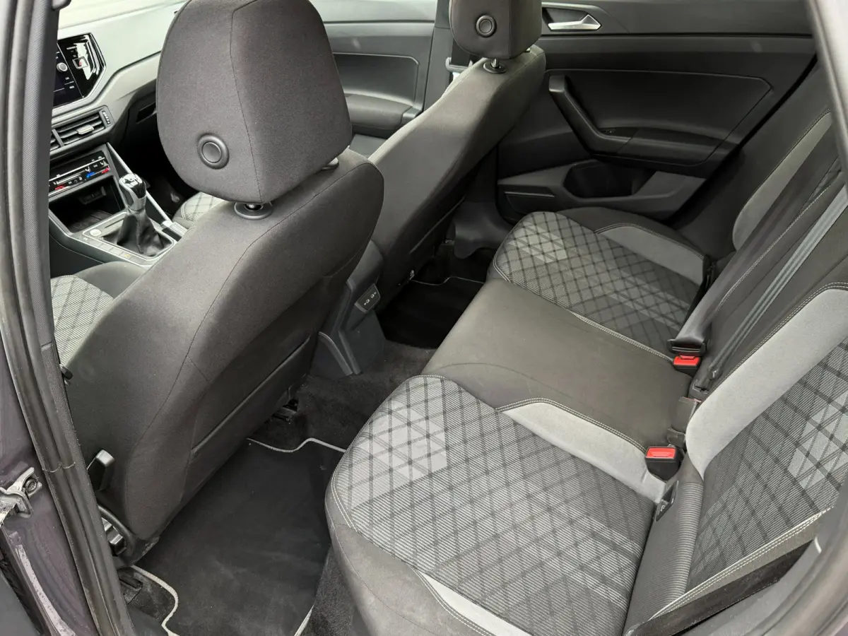 1.0 TSI R-Line PANO l ACC l CARPLAY