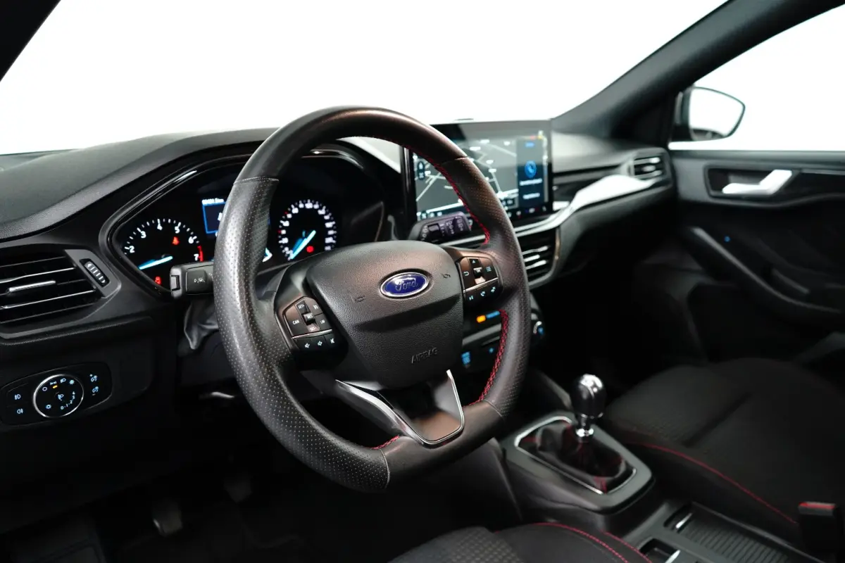 1.0 EcoBoost Hybrid ST Line 125pk | Winter Pack |