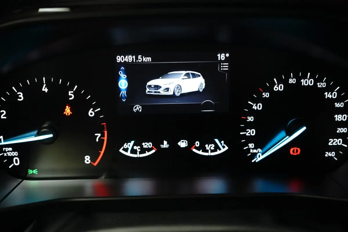 1.0 EcoBoost Hybrid ST Line 125pk | Winter Pack |