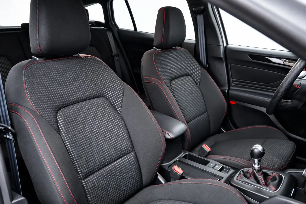 1.0 EcoBoost Hybrid ST Line 125pk | Winter Pack |