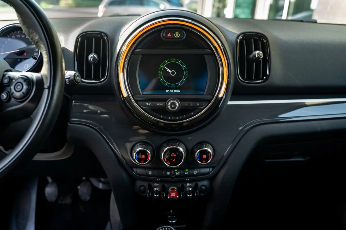 1.5 One Dutch Made Edition | Uniek | Apple Carplay | Cruise | NAVI | CLIMA | LED Ring