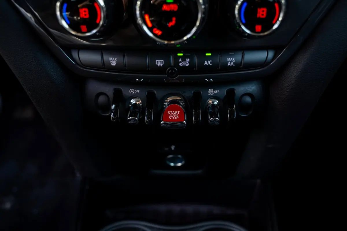 1.5 One Dutch Made Edition | Uniek | Apple Carplay | Cruise | NAVI | CLIMA | LED Ring
