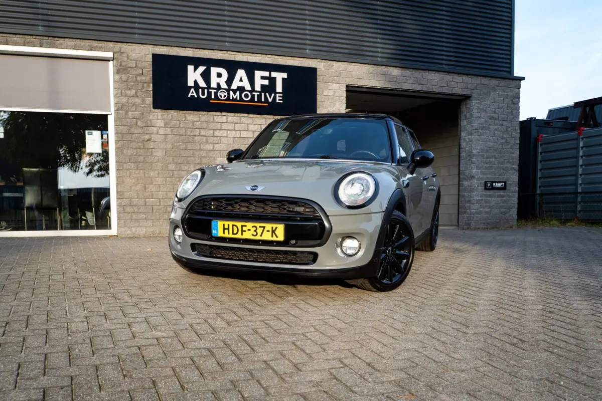 1.5 Cooper Chili Serious Business | PANO | Black Edition | Camera + PDC | LED Ring | Union Jack |