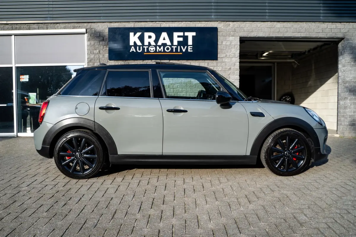 1.5 Cooper Chili Serious Business | PANO | Black Edition | Camera + PDC | LED Ring | Union Jack |