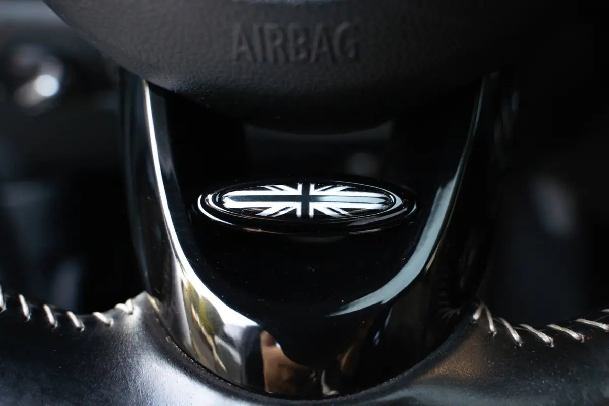 1.5 Cooper Chili Serious Business | PANO | Black Edition | Camera + PDC | LED Ring | Union Jack |
