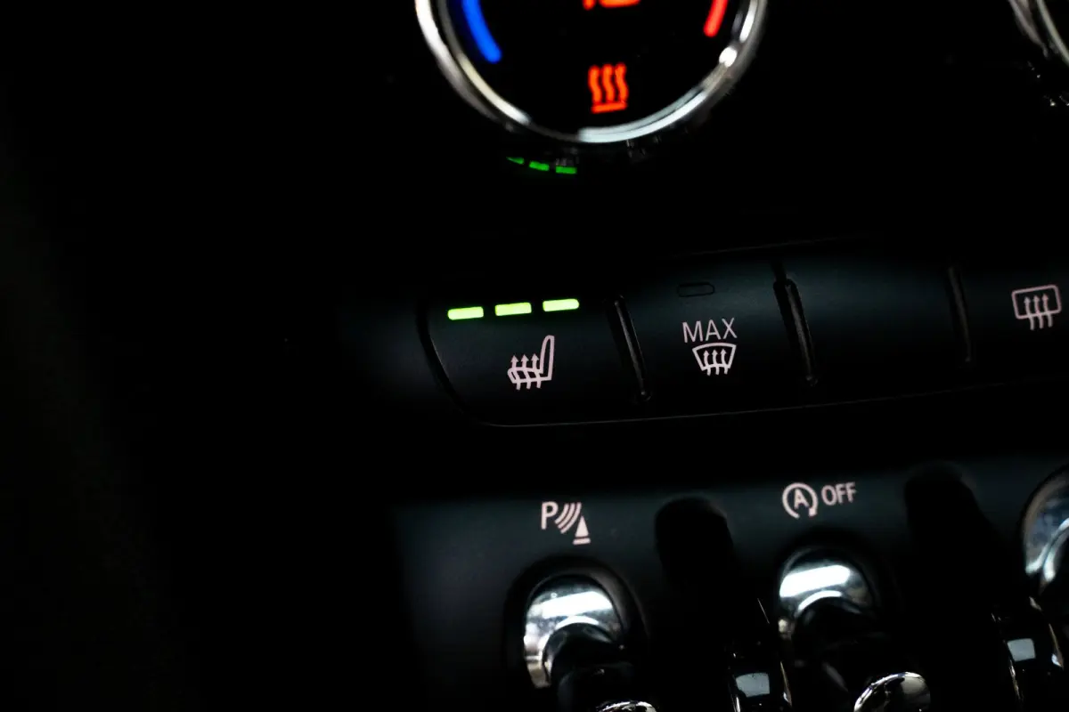 1.5 Cooper Chili Serious Business | PANO | Black Edition | Camera + PDC | LED Ring | Union Jack |