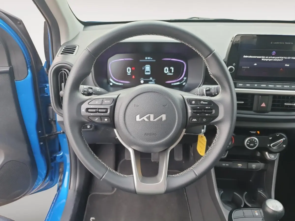 1.0 DPI DynamicLine | Navigatie | Camera | Airco | Cruise control | Elektrische ramen voor en achter | Apple Carplay / Android Auto |