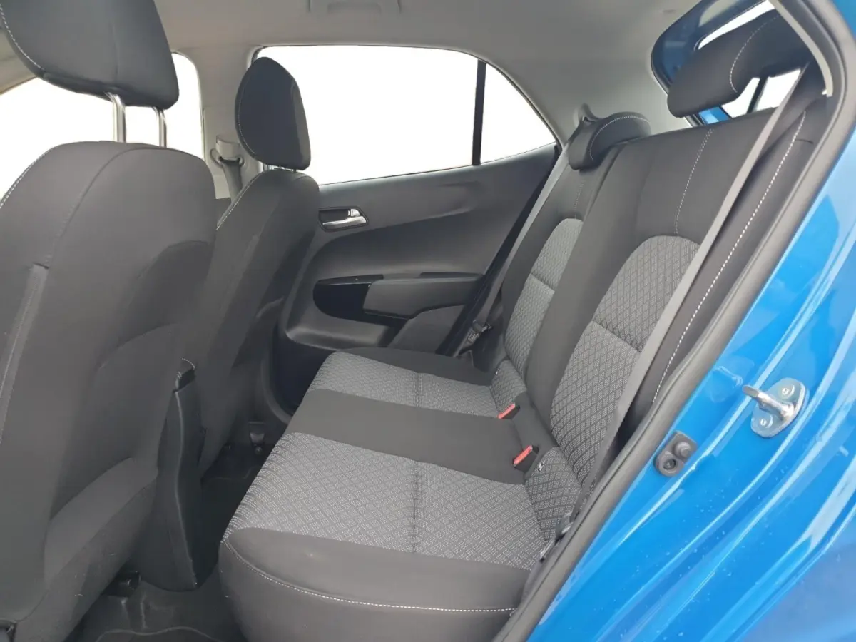 1.0 DPI DynamicLine | Navigatie | Camera | Airco | Cruise control | Elektrische ramen voor en achter | Apple Carplay / Android Auto |