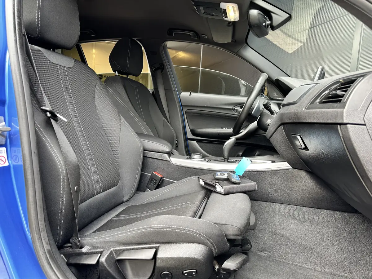 120i LCI | AUT | M-SPORT | Harman Kardon | 5-Deurs | LED | Navi PRO |