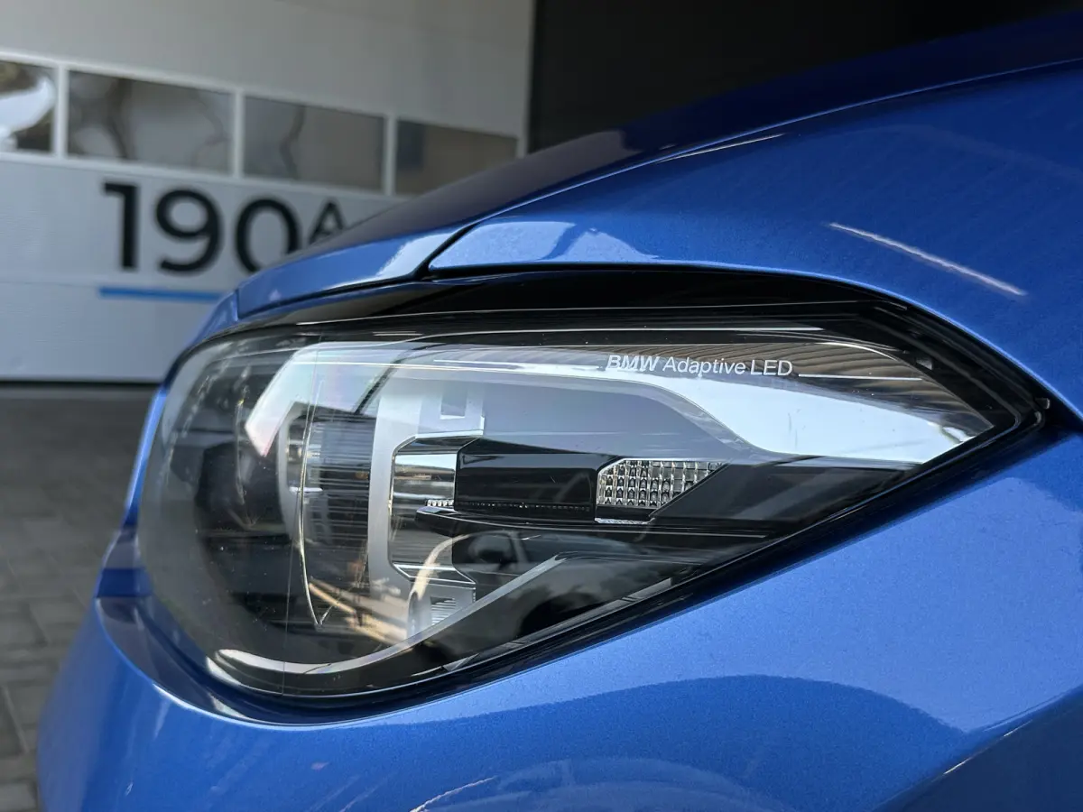 120i LCI | AUT | M-SPORT | Harman Kardon | 5-Deurs | LED | Navi PRO |