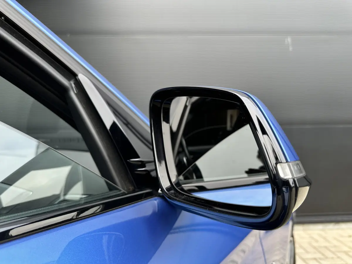 120i LCI | AUT | M-SPORT | Harman Kardon | 5-Deurs | LED | Navi PRO |