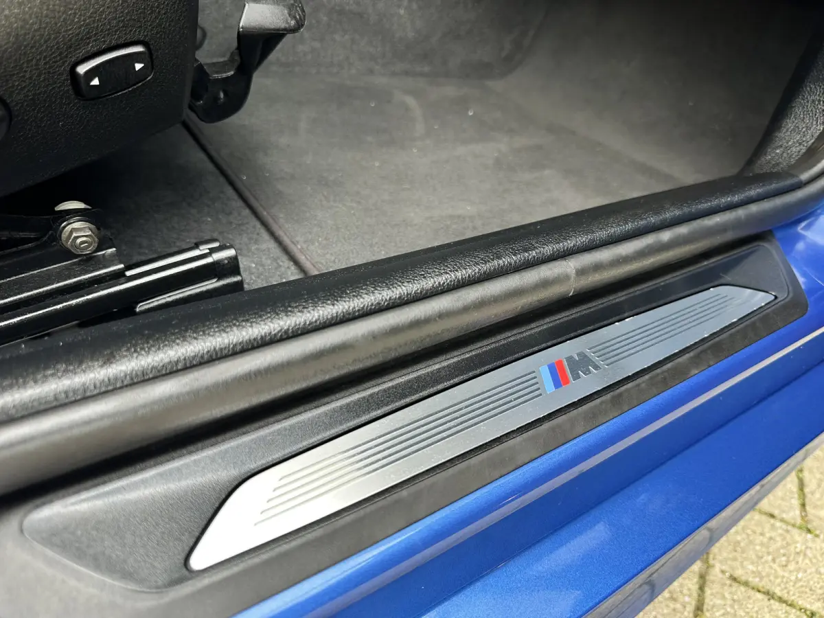 120i LCI | AUT | M-SPORT | Harman Kardon | 5-Deurs | LED | Navi PRO |