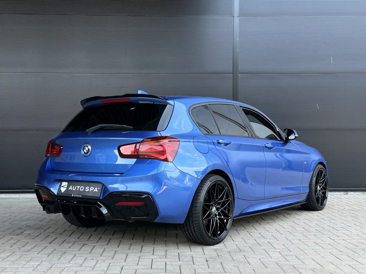120i LCI | AUT | M-SPORT | Harman Kardon | 5-Deurs | LED | Navi PRO |