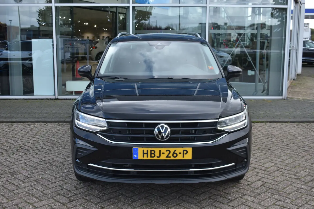 1.5 TSI 150PK DSG-7 Life Business | TREKHAAK | NAVIGATIE | CAMERA | STOEL + STUURVER. | ADAPT. CRUISE