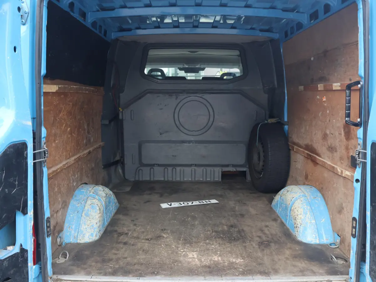 35C18V 3.0 180 PK AUT8 6-PERS DUBBEL CABINE EURO 6 | 3500 KG TREKHAAK | CAMERA | CRUISE | CLIMATE CONTROL | NAVIGATIE