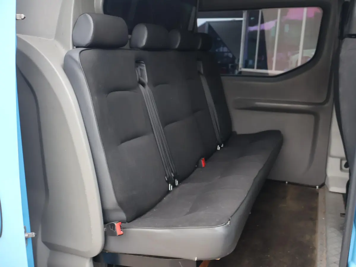 35C18V 3.0 180 PK AUT8 6-PERS DUBBEL CABINE EURO 6 | 3500 KG TREKHAAK | CAMERA | CRUISE | CLIMATE CONTROL | NAVIGATIE