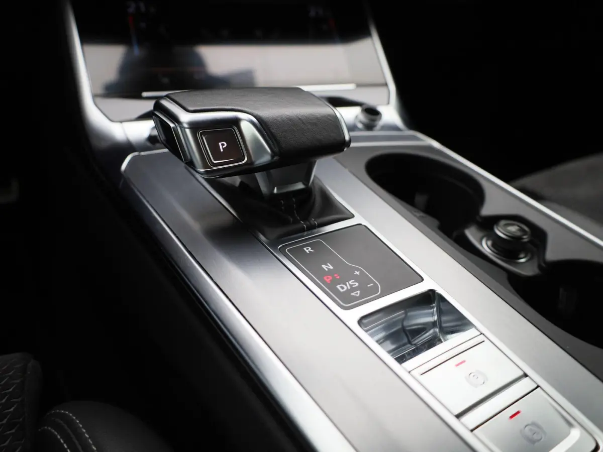 55 TFSI e quattro Competition | S-Line | Apple Carplay / Android Auto | Achteruitrijcamera | Parkeersensoren | Stoelverwarming |