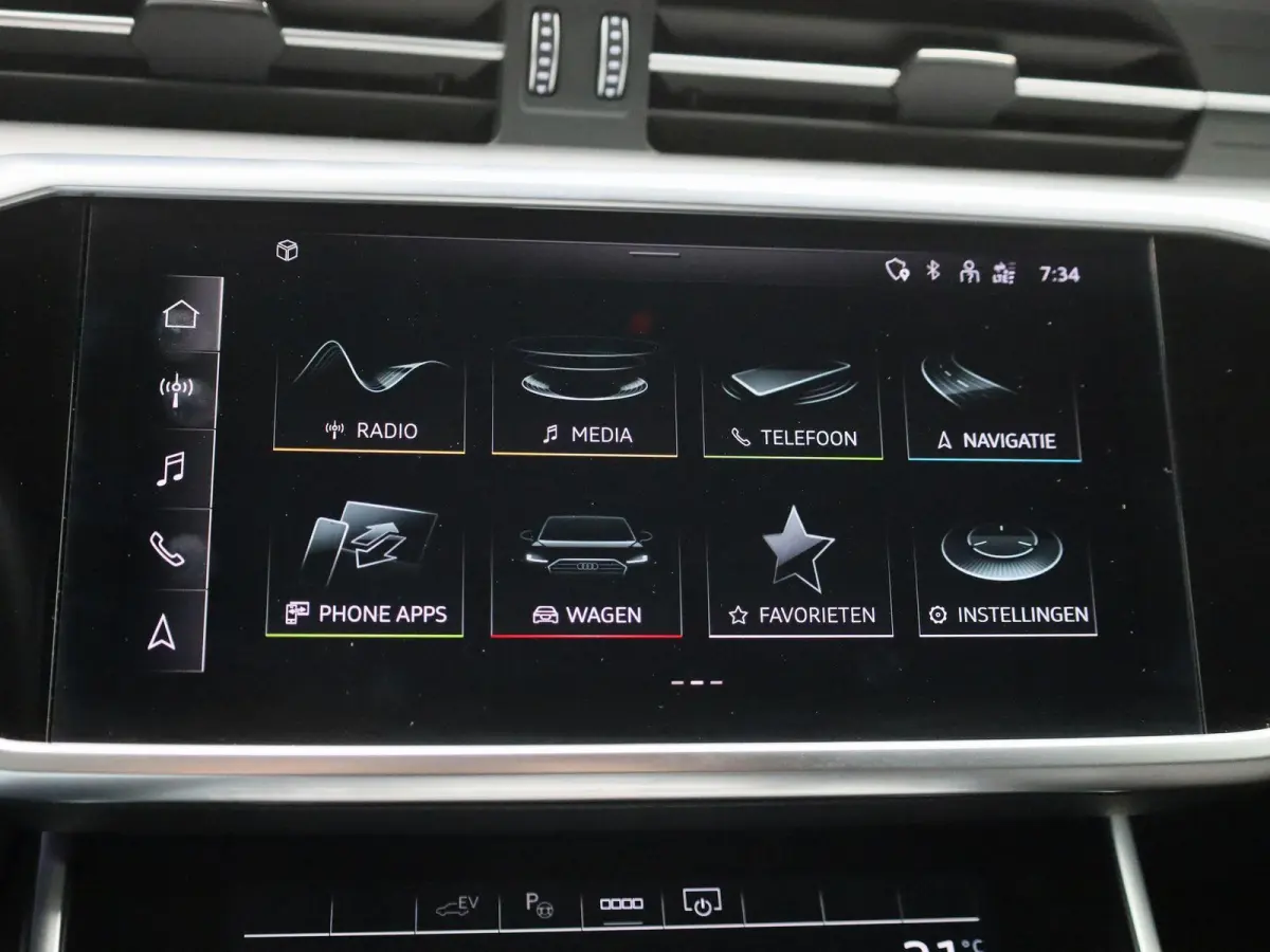 55 TFSI e quattro Competition | S-Line | Apple Carplay / Android Auto | Achteruitrijcamera | Parkeersensoren | Stoelverwarming |