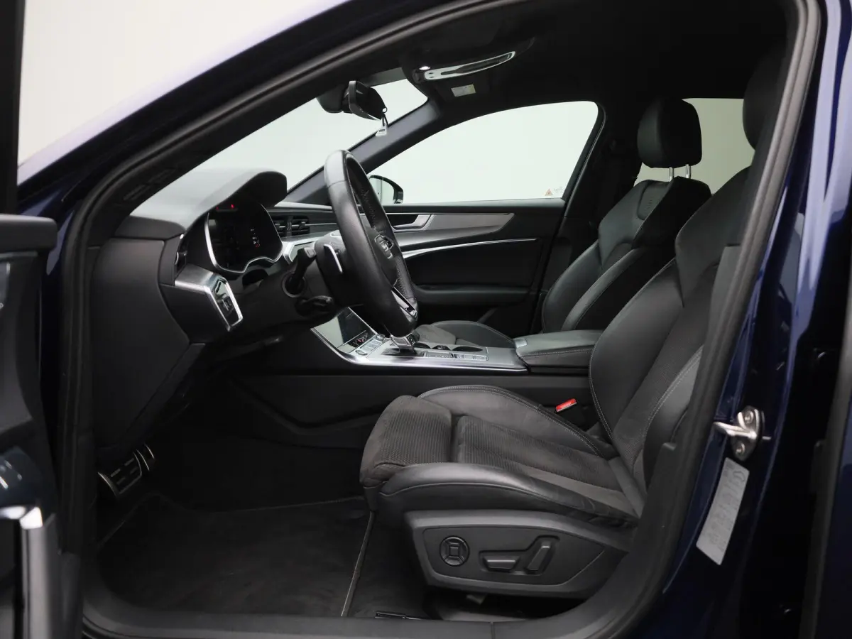 55 TFSI e quattro Competition | S-Line | Apple Carplay / Android Auto | Achteruitrijcamera | Parkeersensoren | Stoelverwarming |