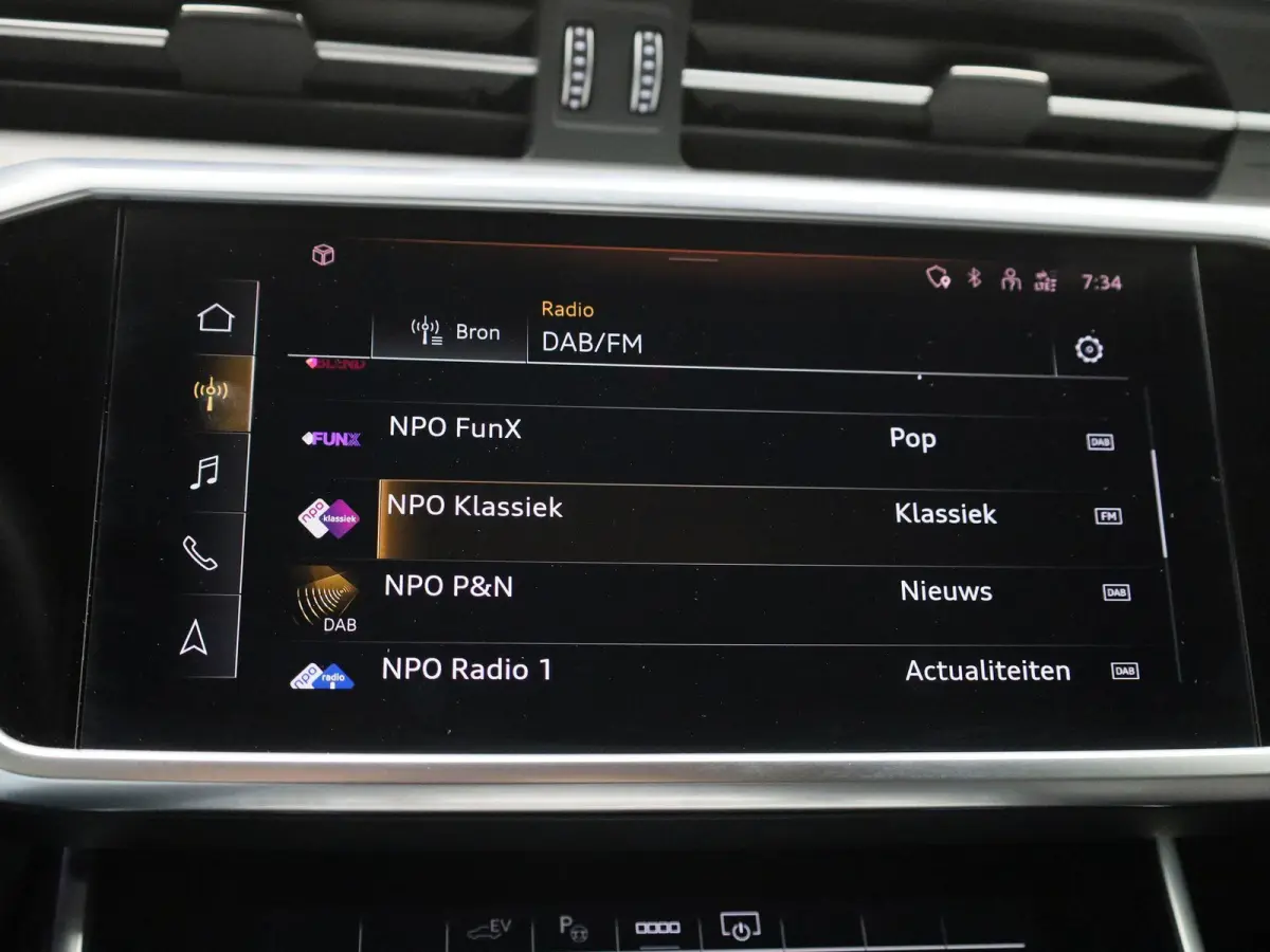 55 TFSI e quattro Competition | S-Line | Apple Carplay / Android Auto | Achteruitrijcamera | Parkeersensoren | Stoelverwarming |