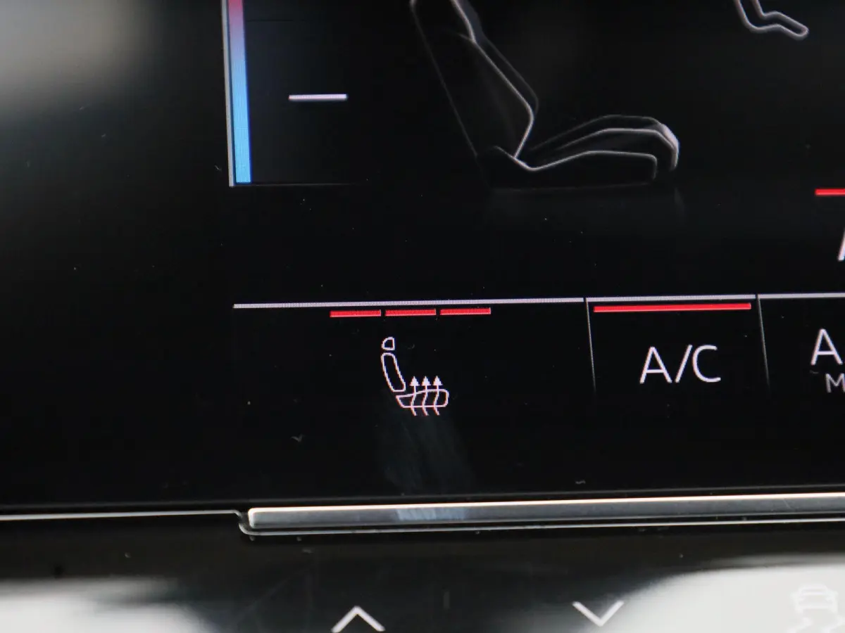 55 TFSI e quattro Competition | S-Line | Apple Carplay / Android Auto | Achteruitrijcamera | Parkeersensoren | Stoelverwarming |