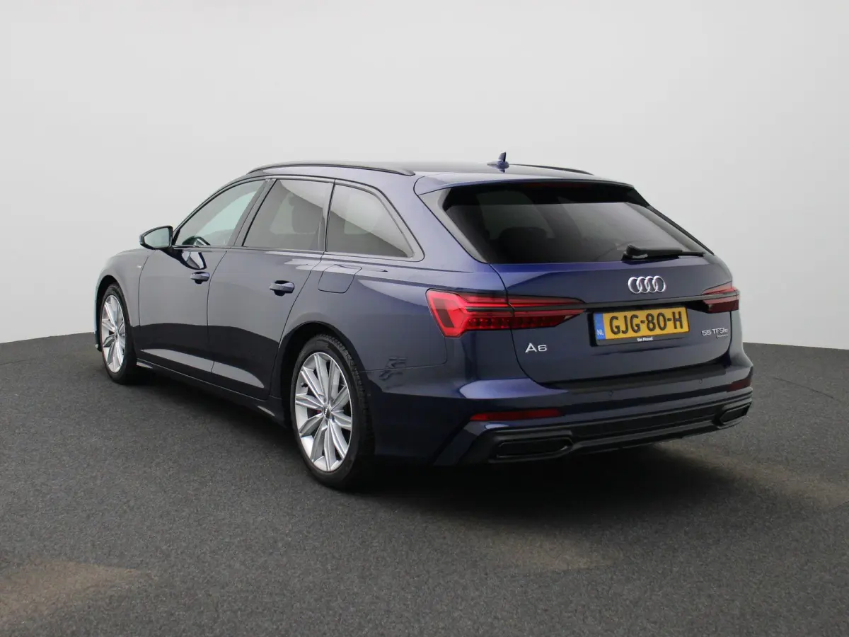 55 TFSI e quattro Competition | S-Line | Apple Carplay / Android Auto | Achteruitrijcamera | Parkeersensoren | Stoelverwarming |