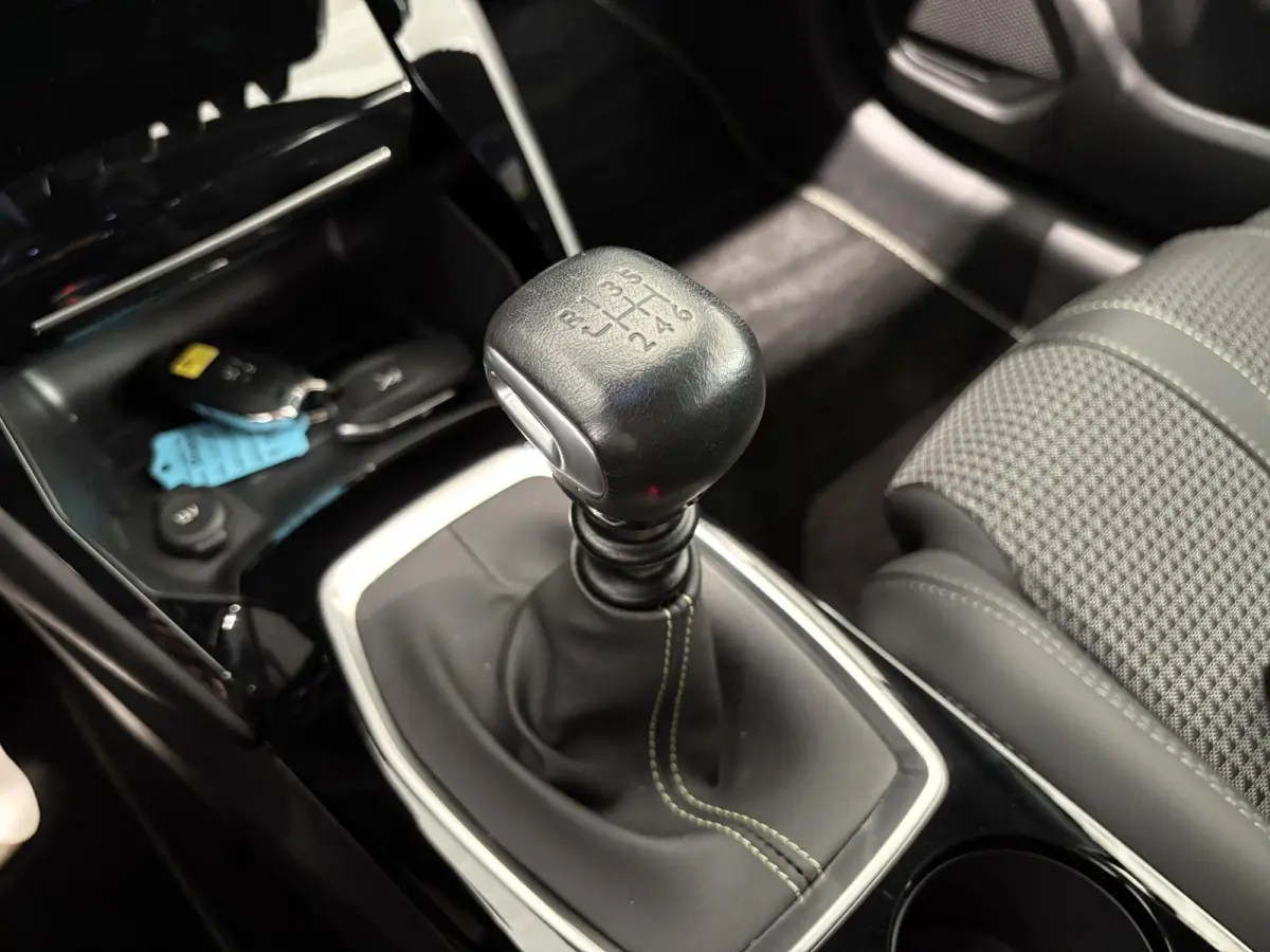 1.2 PureTech GT | Apple Carplay/Android Auto | Camera