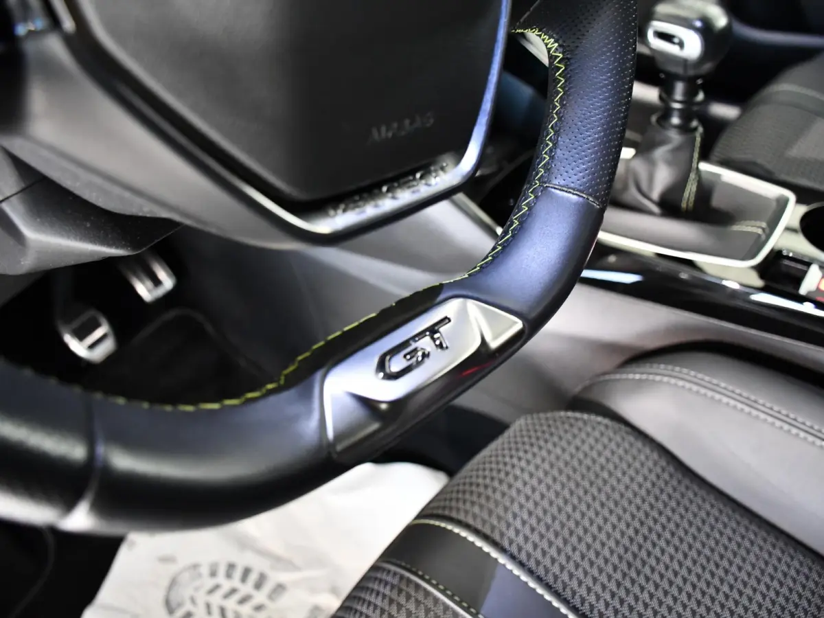 1.2 PureTech GT | Apple Carplay/Android Auto | Camera