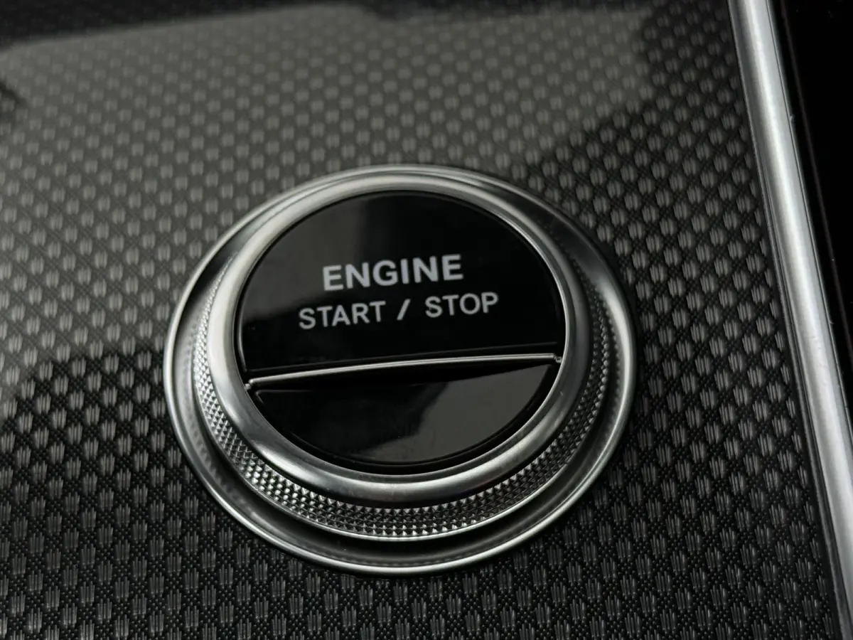 4MATIC Sport Edition | AMG | Panoramaschuifdak | Premium Plus | Night | Head-up | Rijassistentiepakket Plus | Trekhaak | Burmester |