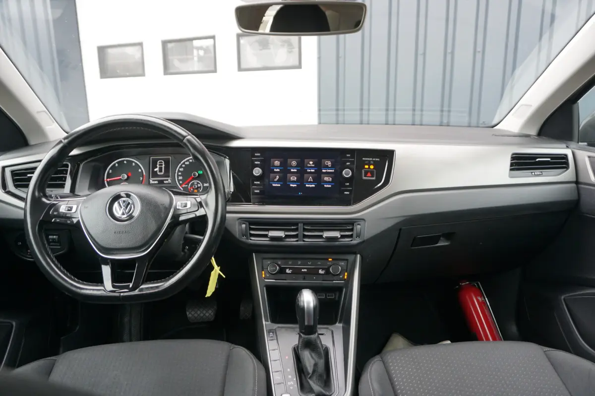 1.0 TSI Highline DSG | STOELVERW. | PDC V+A | CLIMA | CARPLAY |
