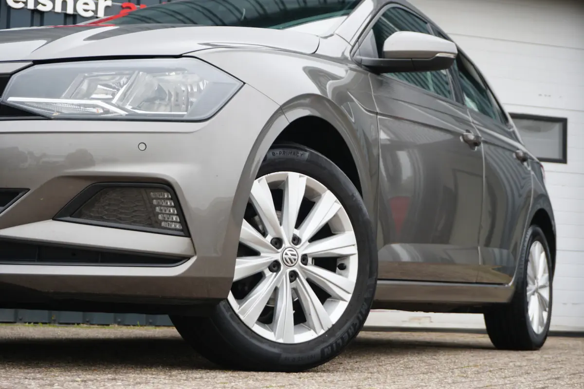 1.0 TSI Highline DSG | STOELVERW. | PDC V+A | CLIMA | CARPLAY |