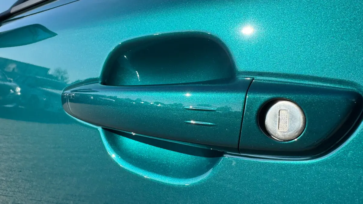 Envy | Active Safety Brake met camera en radar (automatisch noodremsysteem) met Distance Alert (waarschuwing dreigende aanrijding) | Advanced Active Safety Brake met camera en radar | Climat