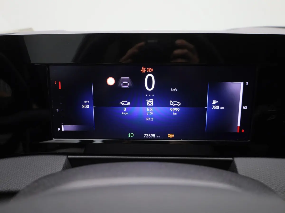 1.2 Business Edition | Apple Carplay / Android Auto | Lichtmetalen Velgen | Privacy Glass | Trekhaak Afneembaar |