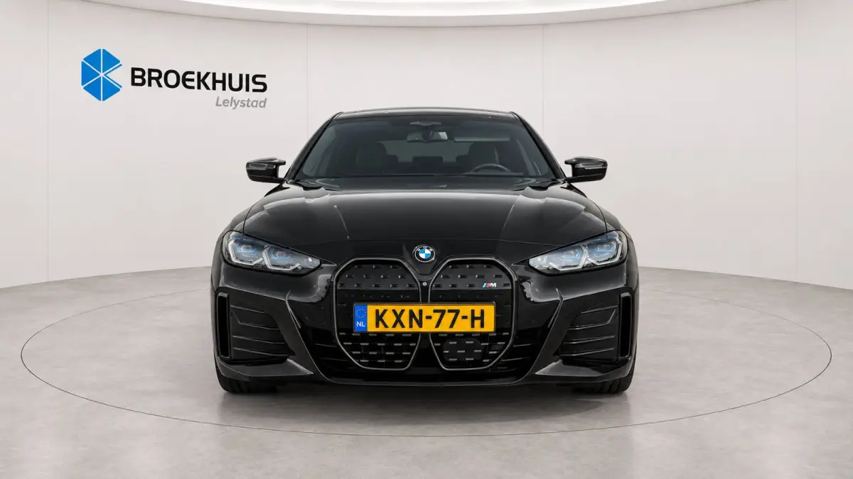 M50 84KWH 544PK HIGH EXECUTIVE M-SPORT SOH 92,96% / NAVI / LEDER / LASER-LED / CLIMA / PDC / 19" LMV / 360 CAMERA / APPLE CARPLAY / MEMORY SEATS / ELEKTR. TREKHAAK / KEYLESS / ADAP.T CRUISEC