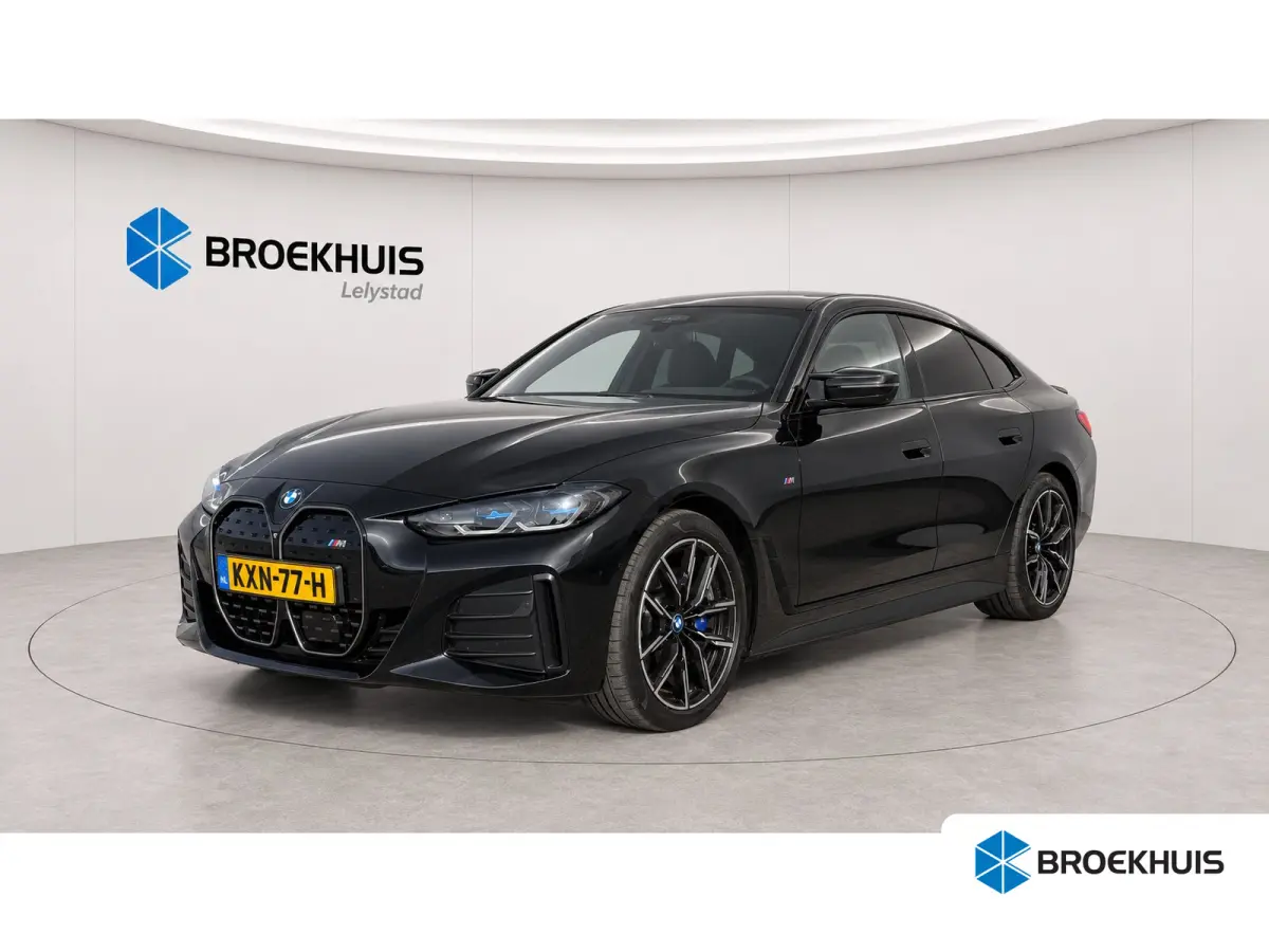 M50 84KWH 544PK HIGH EXECUTIVE M-SPORT SOH 92,96% / NAVI / LEDER / LASER-LED / CLIMA / PDC / 19" LMV / 360 CAMERA / APPLE CARPLAY / MEMORY SEATS / ELEKTR. TREKHAAK / KEYLESS / ADAP.T CRUISEC