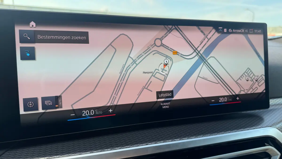 M50 84KWH 544PK HIGH EXECUTIVE M-SPORT SOH 92,96% / NAVI / LEDER / LASER-LED / CLIMA / PDC / 19" LMV / 360 CAMERA / APPLE CARPLAY / MEMORY SEATS / ELEKTR. TREKHAAK / KEYLESS / ADAP.T CRUISEC