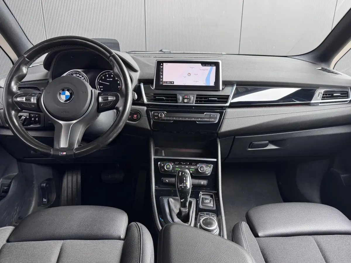 218i High Executive