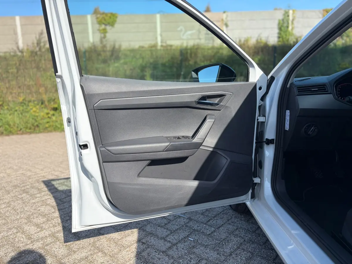 1.0 TSI FR DIGITALDASH I CARPLAY I NAP I CAMERA I CRUISE I PDC