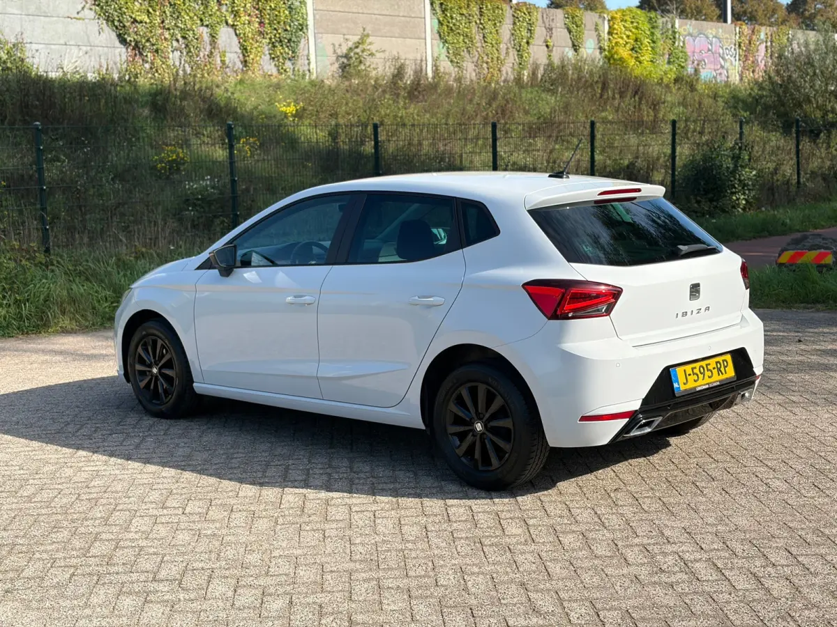 1.0 TSI FR DIGITALDASH I CARPLAY I NAP I CAMERA I CRUISE I PDC