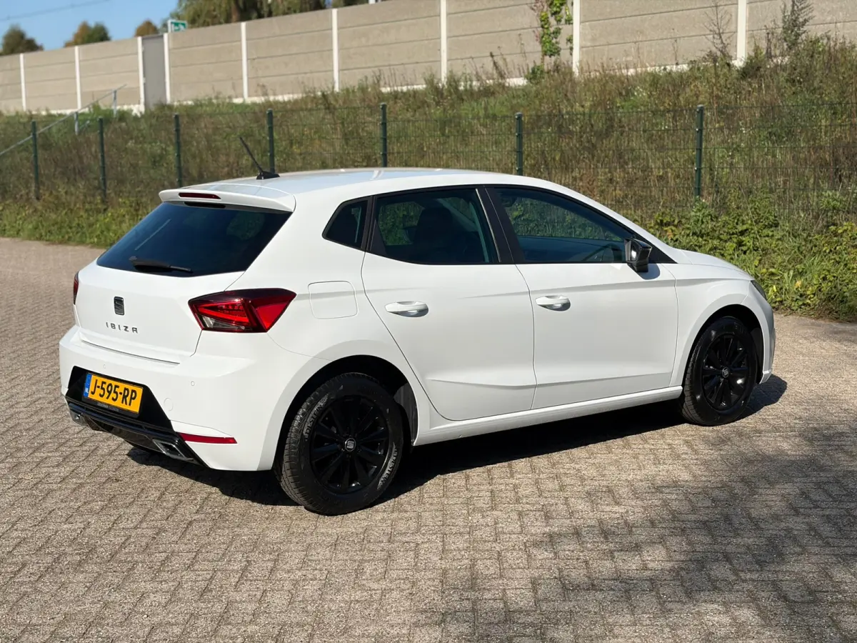 1.0 TSI FR DIGITALDASH I CARPLAY I NAP I CAMERA I CRUISE I PDC