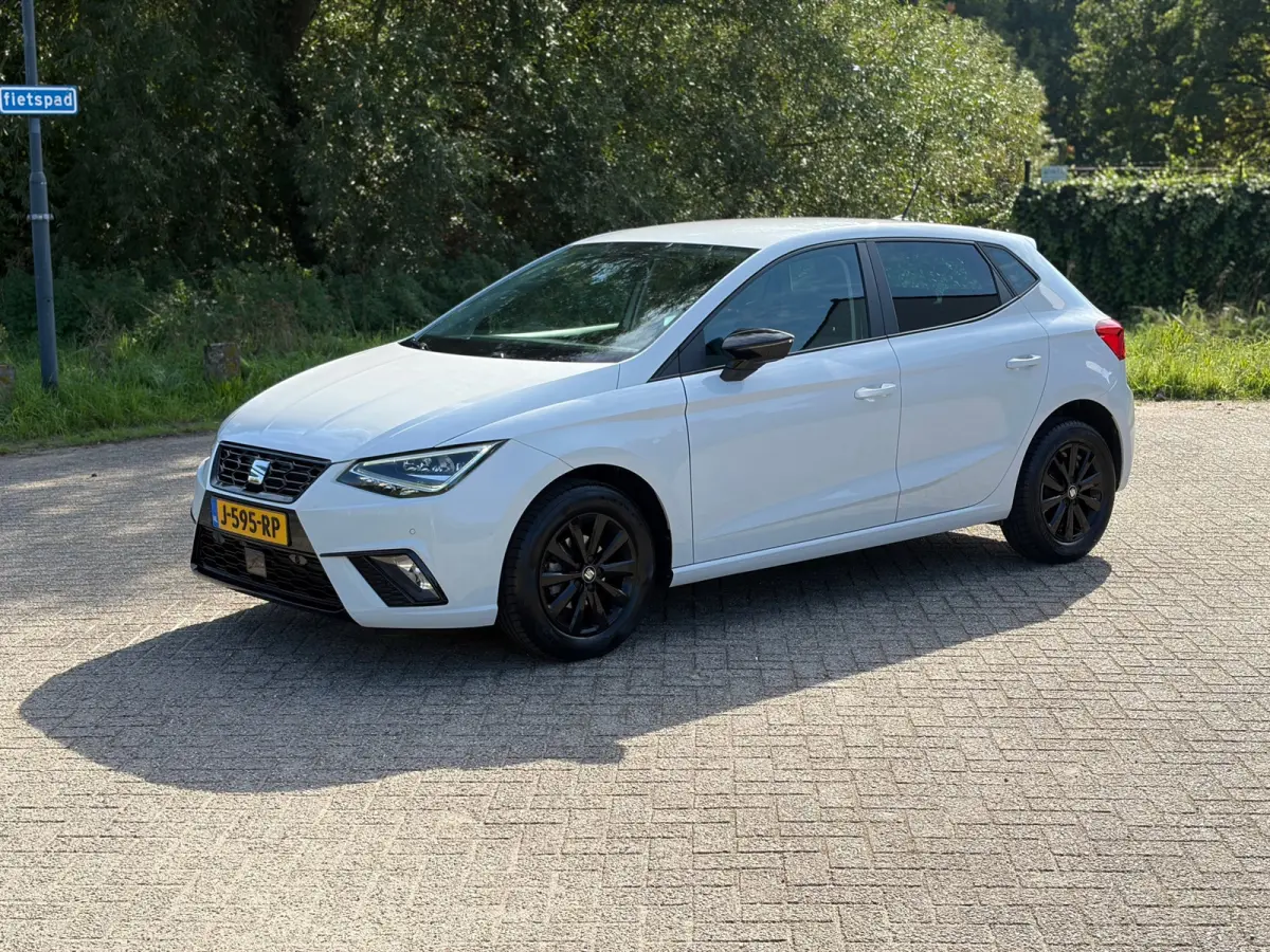 1.0 TSI FR DIGITALDASH I CARPLAY I NAP I CAMERA I CRUISE I PDC