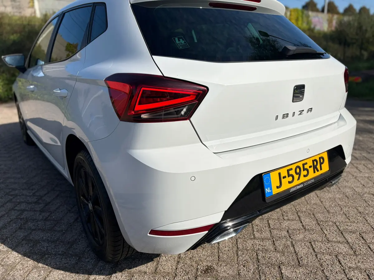 1.0 TSI FR DIGITALDASH I CARPLAY I NAP I CAMERA I CRUISE I PDC