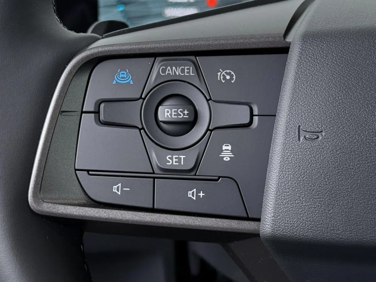 Engage Plus 75 kWh | Nu tijdelijk met €2.000,- inruilvoordeel! | Warmtepomp | Stoel- en stuurverwarming | Pro-Pilot Assist | 622km WLTP rijbereik | Google Build -In navigatie