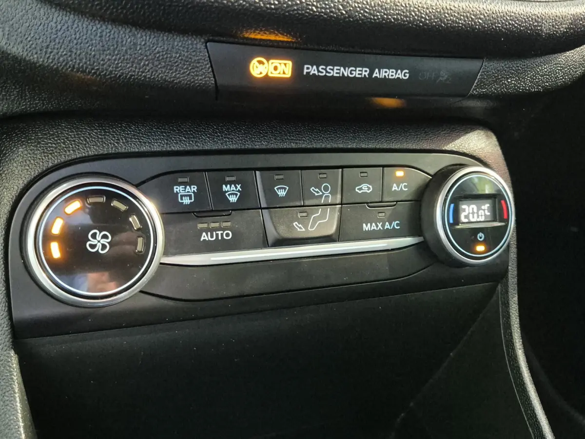 1.0 EcoBoost ST-Line | Navigatie | Climate Control | Cruise Control | Licht metalen velgen