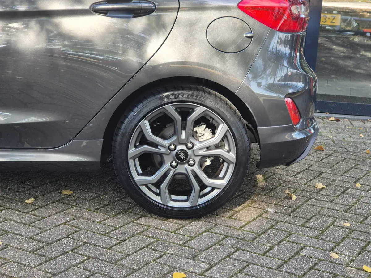 1.0 EcoBoost ST-Line | Navigatie | Climate Control | Cruise Control | Licht metalen velgen