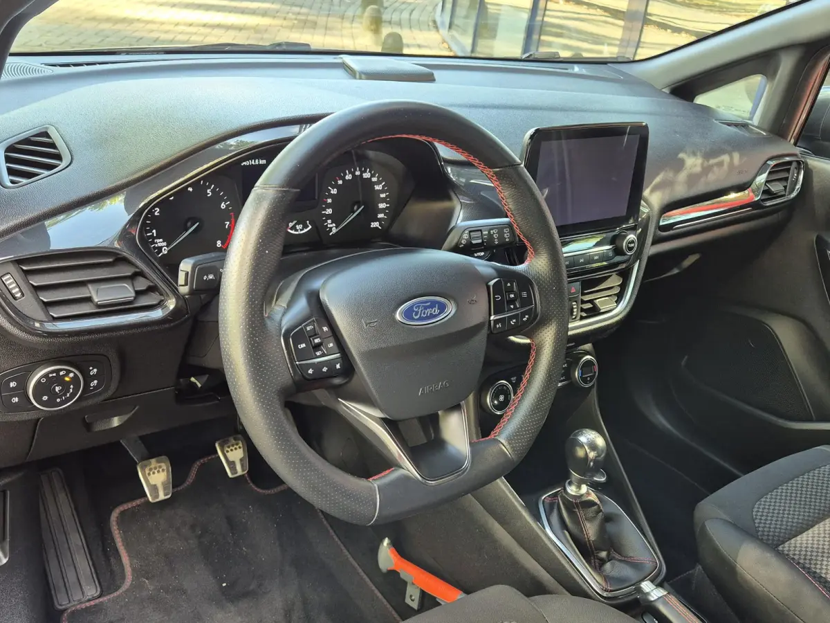 1.0 EcoBoost ST-Line | Navigatie | Climate Control | Cruise Control | Licht metalen velgen