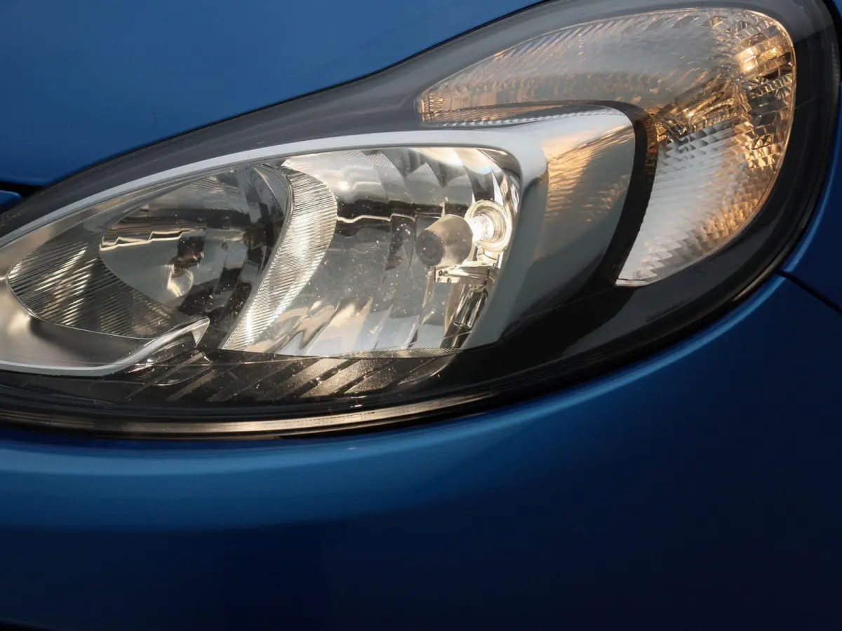 1.0 Turbo Rocks | Elektrisch Vouwdak | Stoelverwarming | Stuurverwarming | Parkeersensoren | Lederen Bekleding |