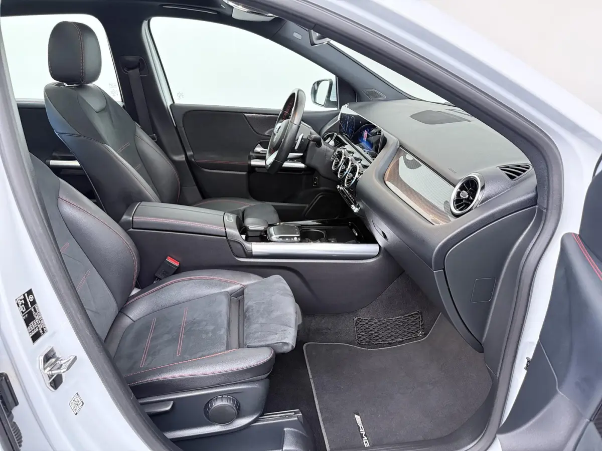 180 Business Solution AMG | Panoramadak | Navigatie | Apple CarPlay/Android Auto |