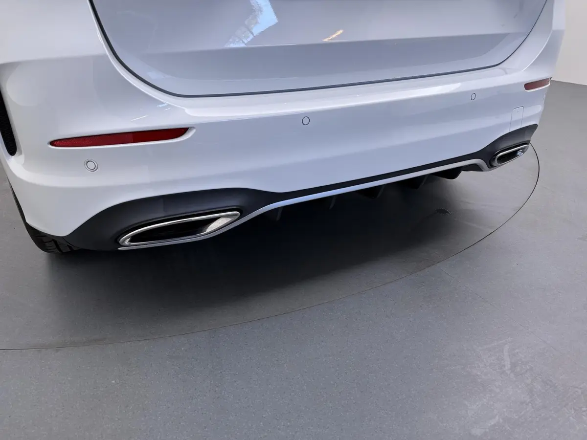 180 Business Solution AMG | Panoramadak | Navigatie | Apple CarPlay/Android Auto |