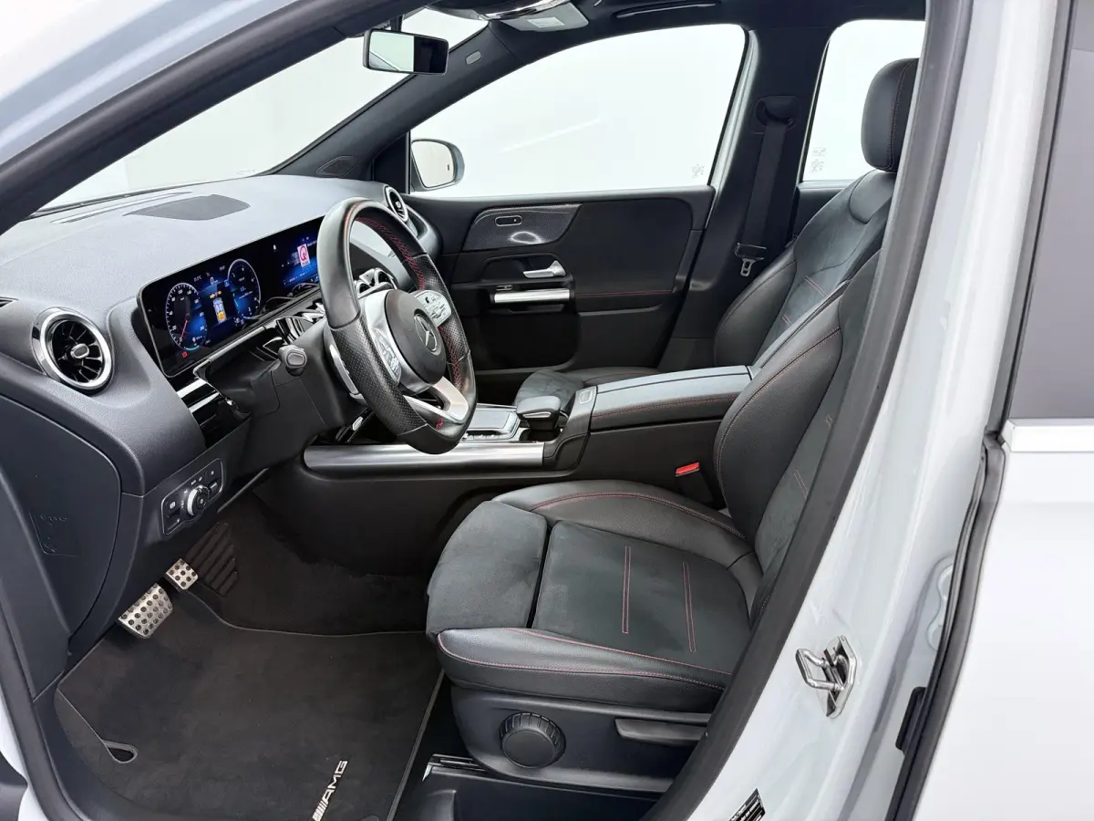 180 Business Solution AMG | Panoramadak | Navigatie | Apple CarPlay/Android Auto |